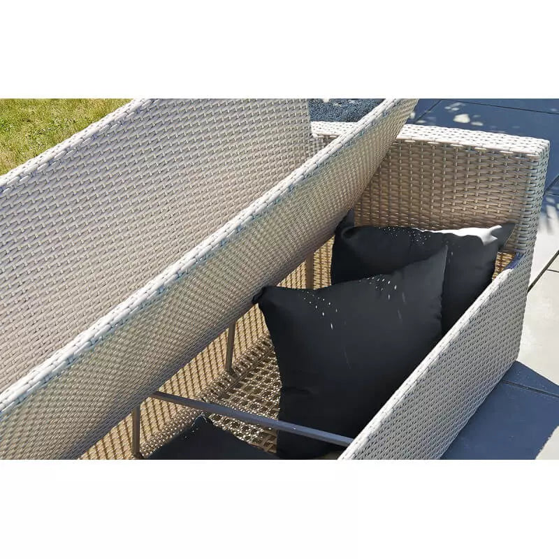 Low designer garden furniture in woven resin 5 places